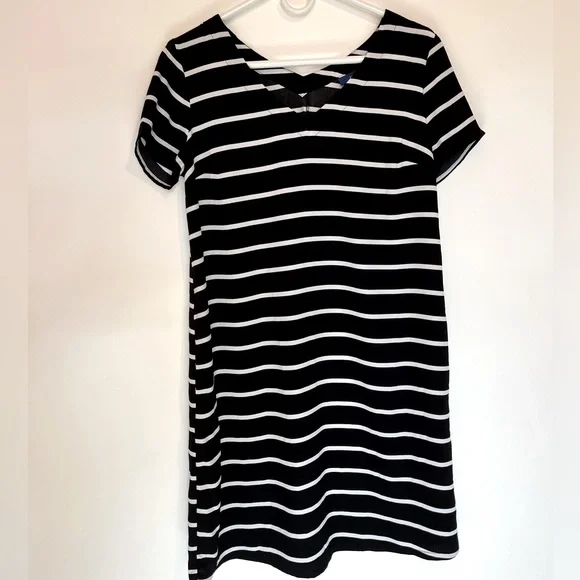 Apt. 9 | Dresses | Apt 9 Black And White Striped Dress | Poshmark